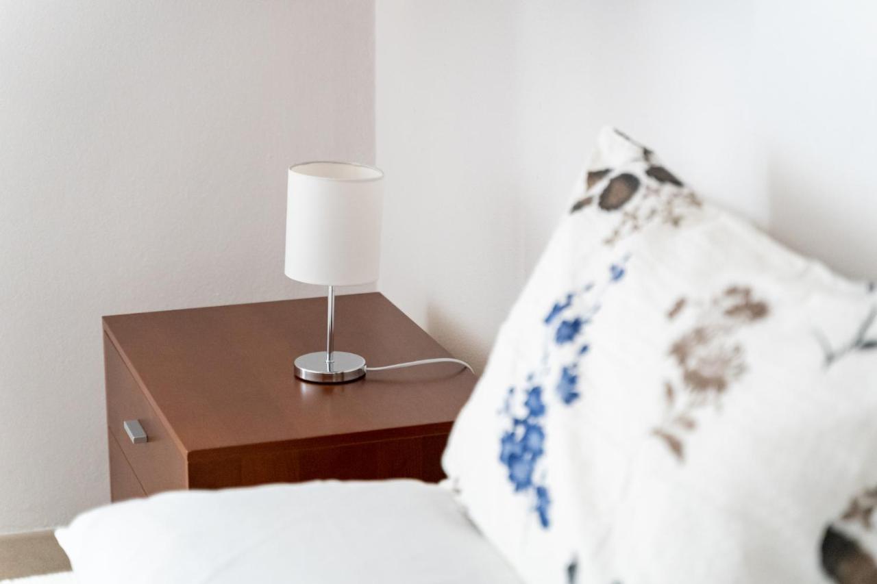 Spacious 3-Bedroom Apartment With Courtyard In Tempio Pausania - Perfect For Families Buitenkant foto