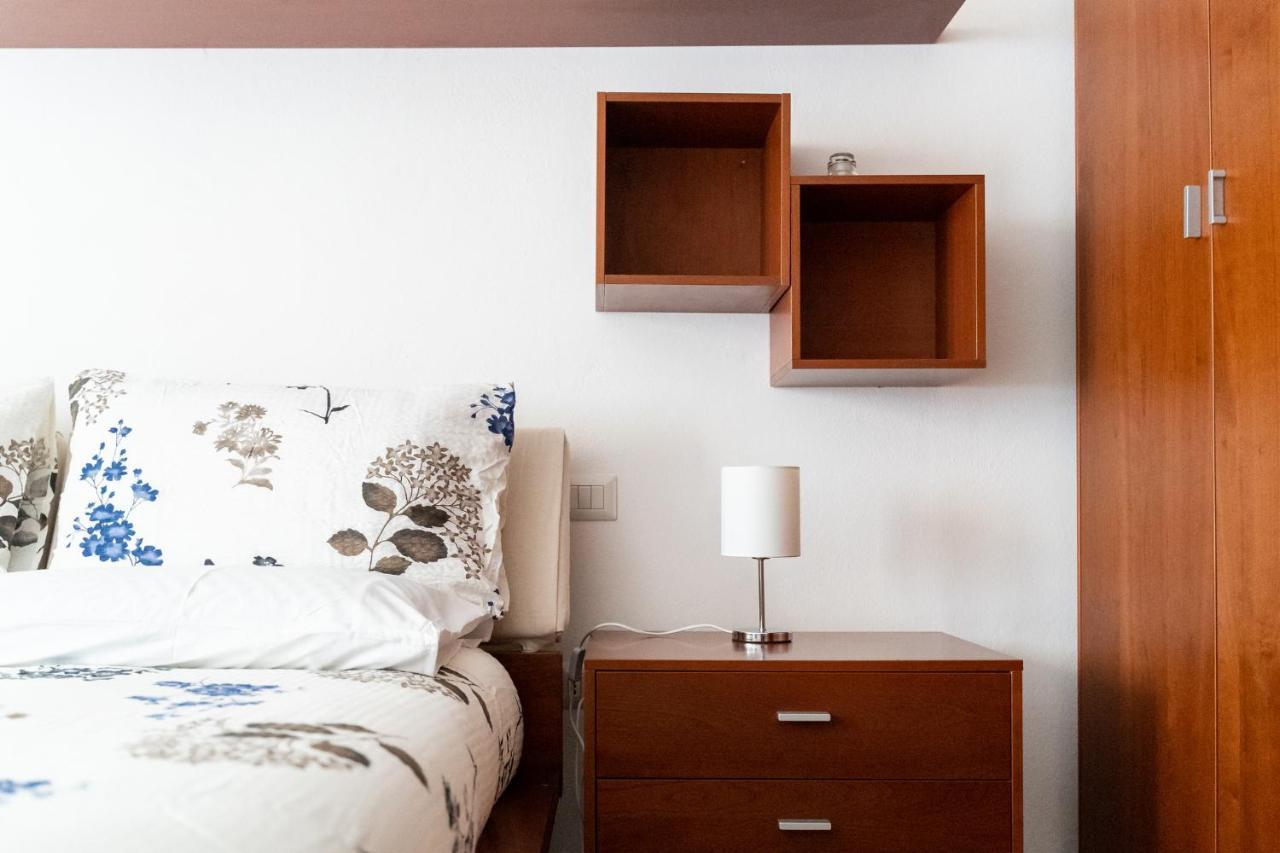Spacious 3-Bedroom Apartment With Courtyard In Tempio Pausania - Perfect For Families Buitenkant foto